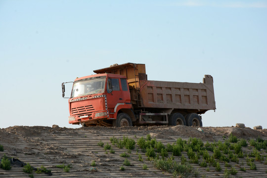 土方車