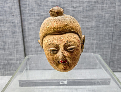 泥塑佛頭像