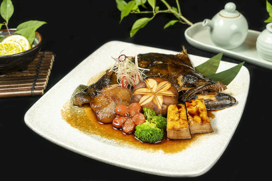 日韓料理魚頭