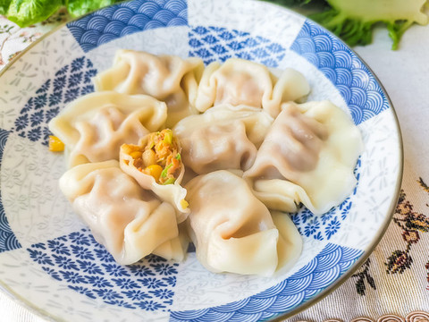 玉米豬肉水餃