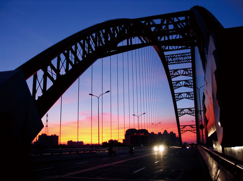 晴川橋