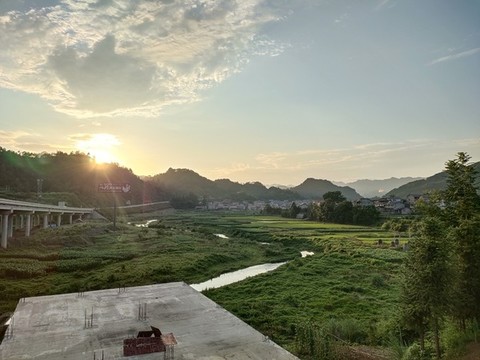 日落與田園風(fēng)光