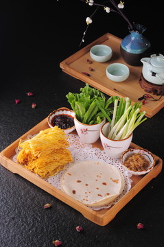 烙饃馓子