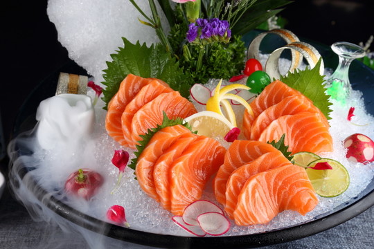 三文魚刺身