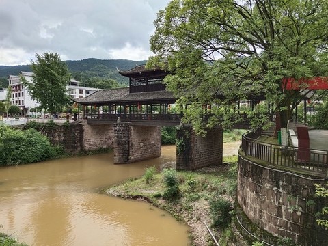 桑植風(fēng)雨橋