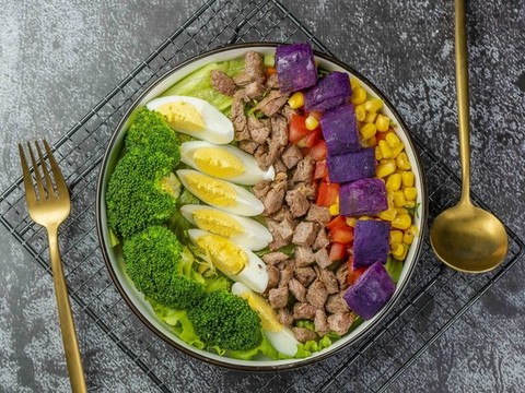 輕食減脂健身餐沙拉