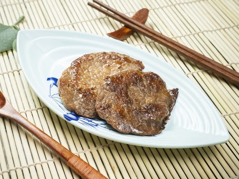 煎牛排
