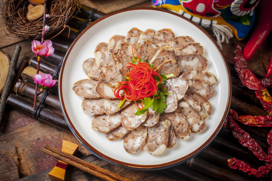 黑胡椒腸涼盤