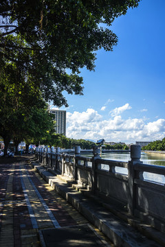 龍津溪