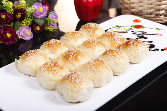 酥皮包子