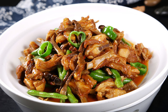 野蘑菇燒排骨