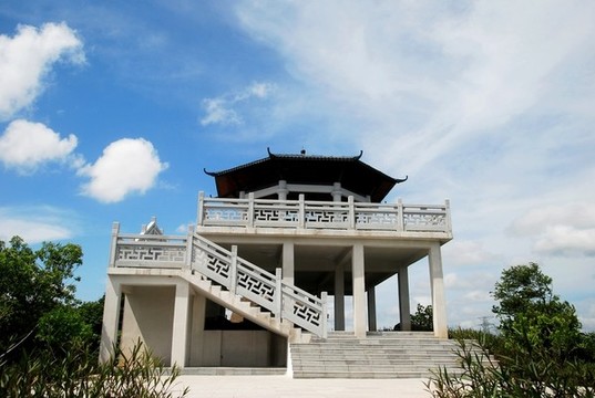 深圳石巖湖公園觀景亭臺