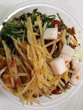 涼面與配菜