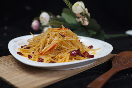 樹(shù)椒土豆絲