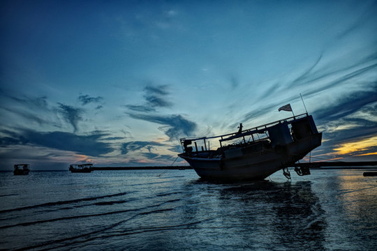 海上魚船
