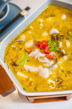 金湯酸菜魚(yú)