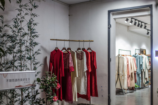 中式服裝櫥窗展示