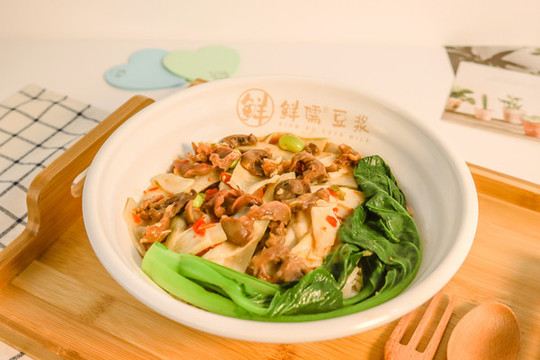 雞胗米粉套飯