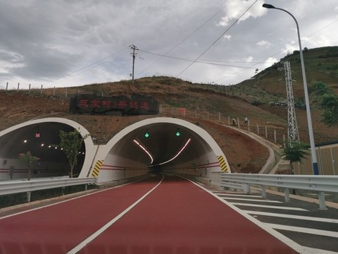 高速公路隧道景觀