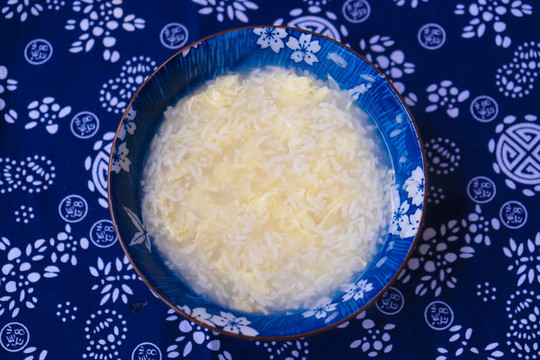 酒釀雞蛋