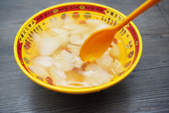 冰糖梨水