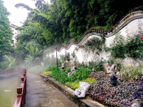 園林龍脊墻