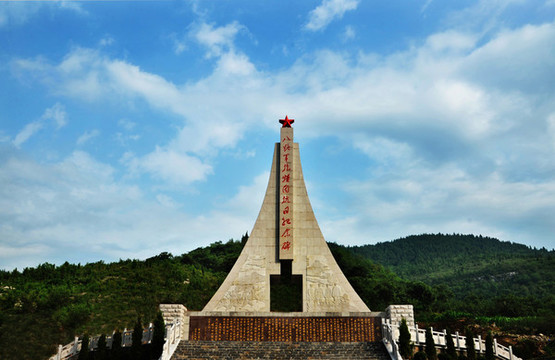 棗莊八路軍抱犢崮抗日紀(jì)念園