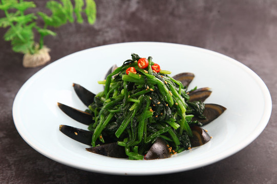 撈汁皮蛋菠菜
