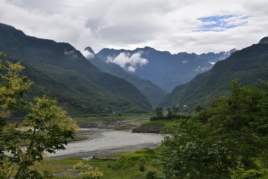山水云霧