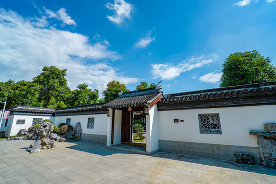 中式庭院大門