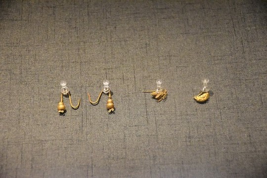 葫蘆形金耳墜