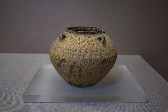 晉代青釉