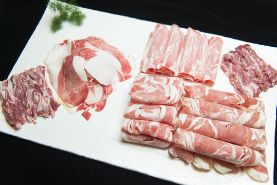 火鍋食材羊肉拼盤