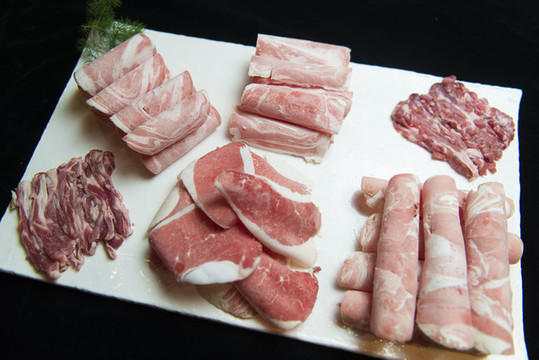 火鍋食材肉類拼盤