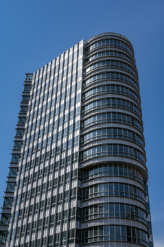 現(xiàn)代城市商業(yè)建筑