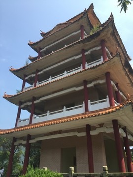 新圭峰山碧霞樓