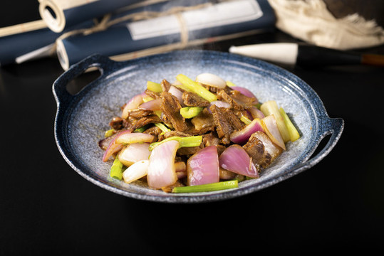 洋蔥爆炒黃牛肉
