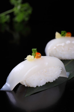 墨魚(yú)手握