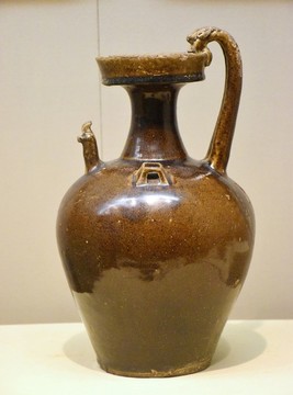 黑釉雞首壺