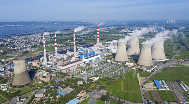 航拍發(fā)電廠全景