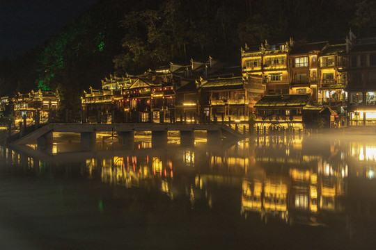 鳳凰夜景