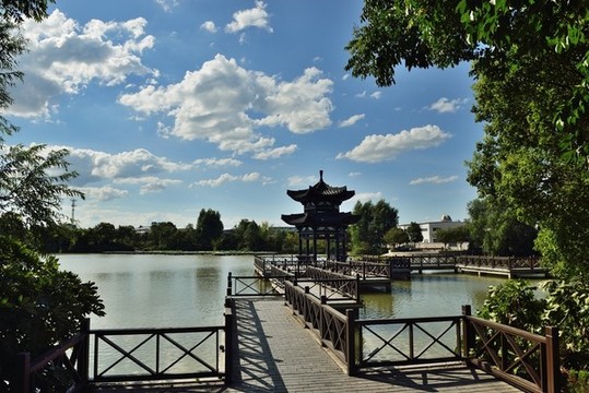 宜都市枝城鎮(zhèn)西湖公園