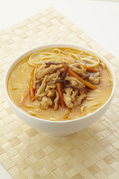 魚香肉絲面