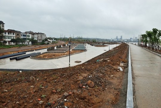 建設(shè)中的朝陽廣場