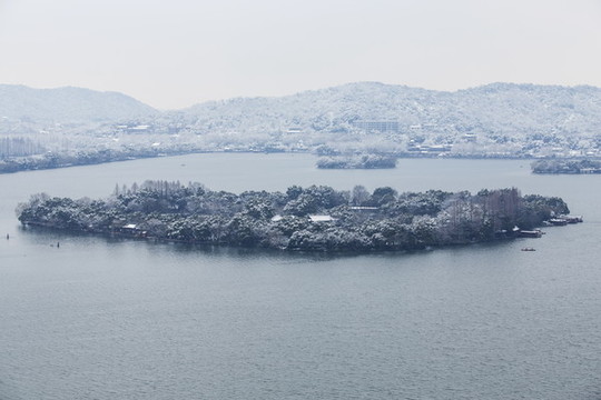西湖雪韻
