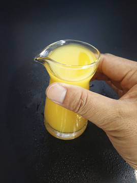 冰鎮(zhèn)鮮橙