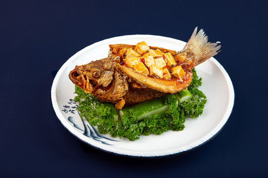 魚兜豆腐