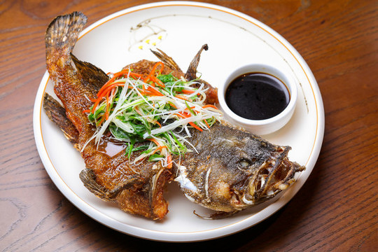 油炸筍殼魚