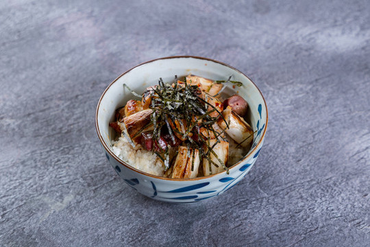 燒鳥蓋飯