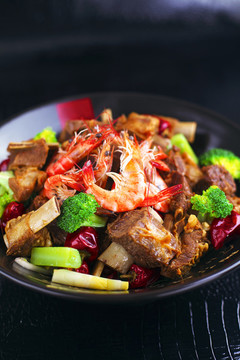臺(tái)塑牛排干鍋蝦